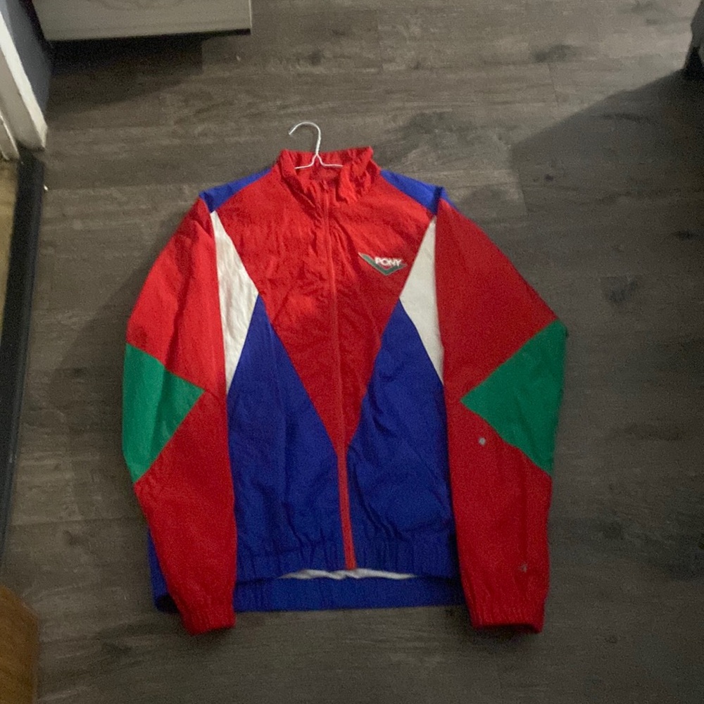 Wind breaker
